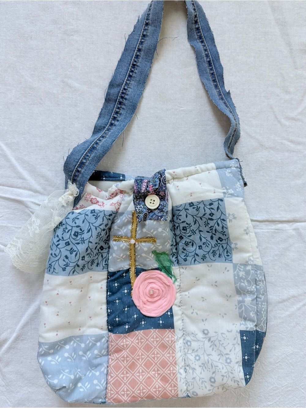 Bible bag with embellishments pearl on cross